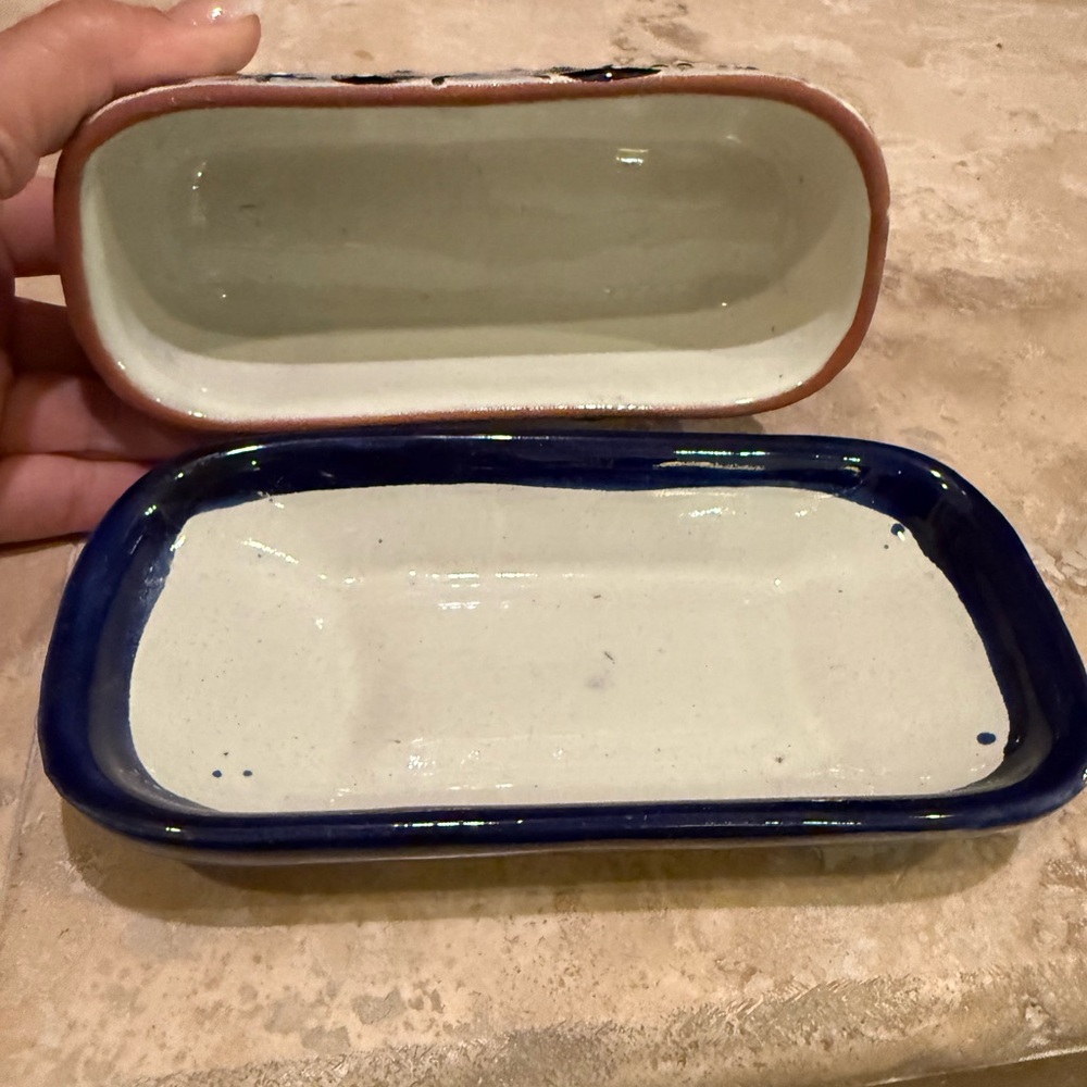 Mexican Pottery Blue White Butter Dish Covered Lidded Hand Painted - Picture 3 of 4